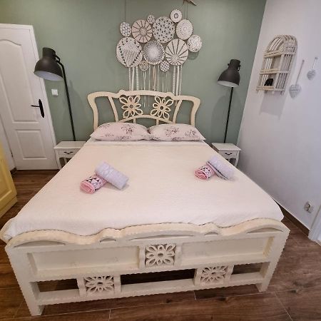Delmar Apartment Komiza Ngoại thất bức ảnh