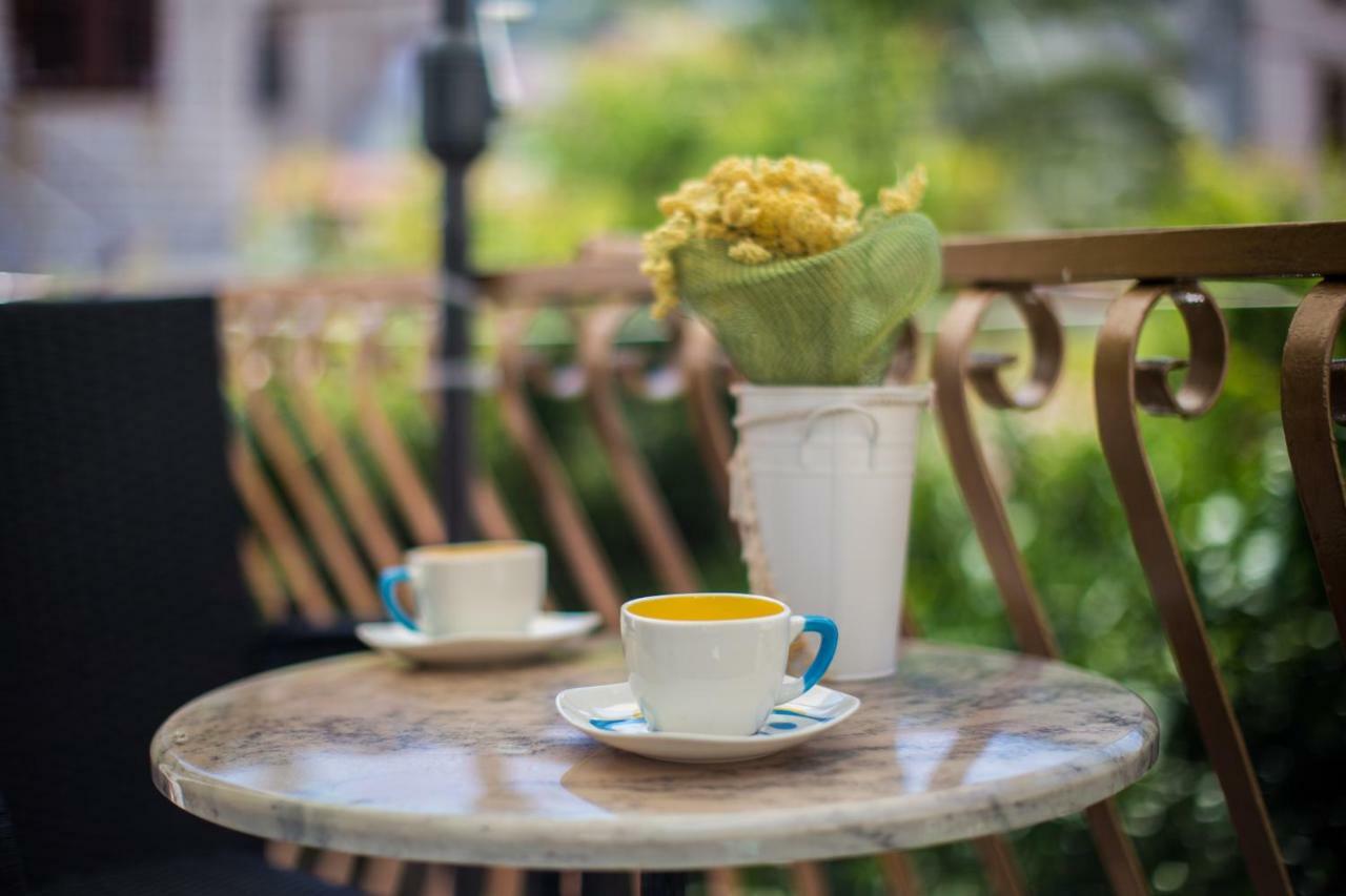 Delmar Apartment Komiza Ngoại thất bức ảnh